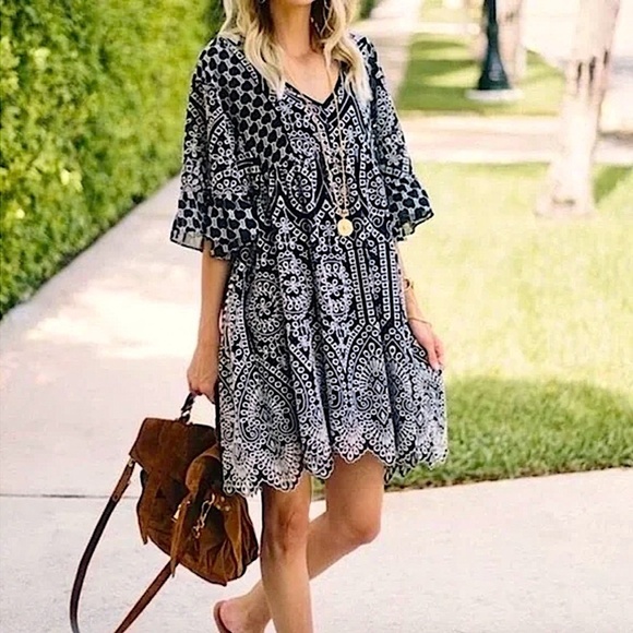 ANTHROPOLOGIE Akemi+Kin Brooke Embroidered Eyelet Dress w/Kimono Sleeve - Size 2 - Picture 5 of 13